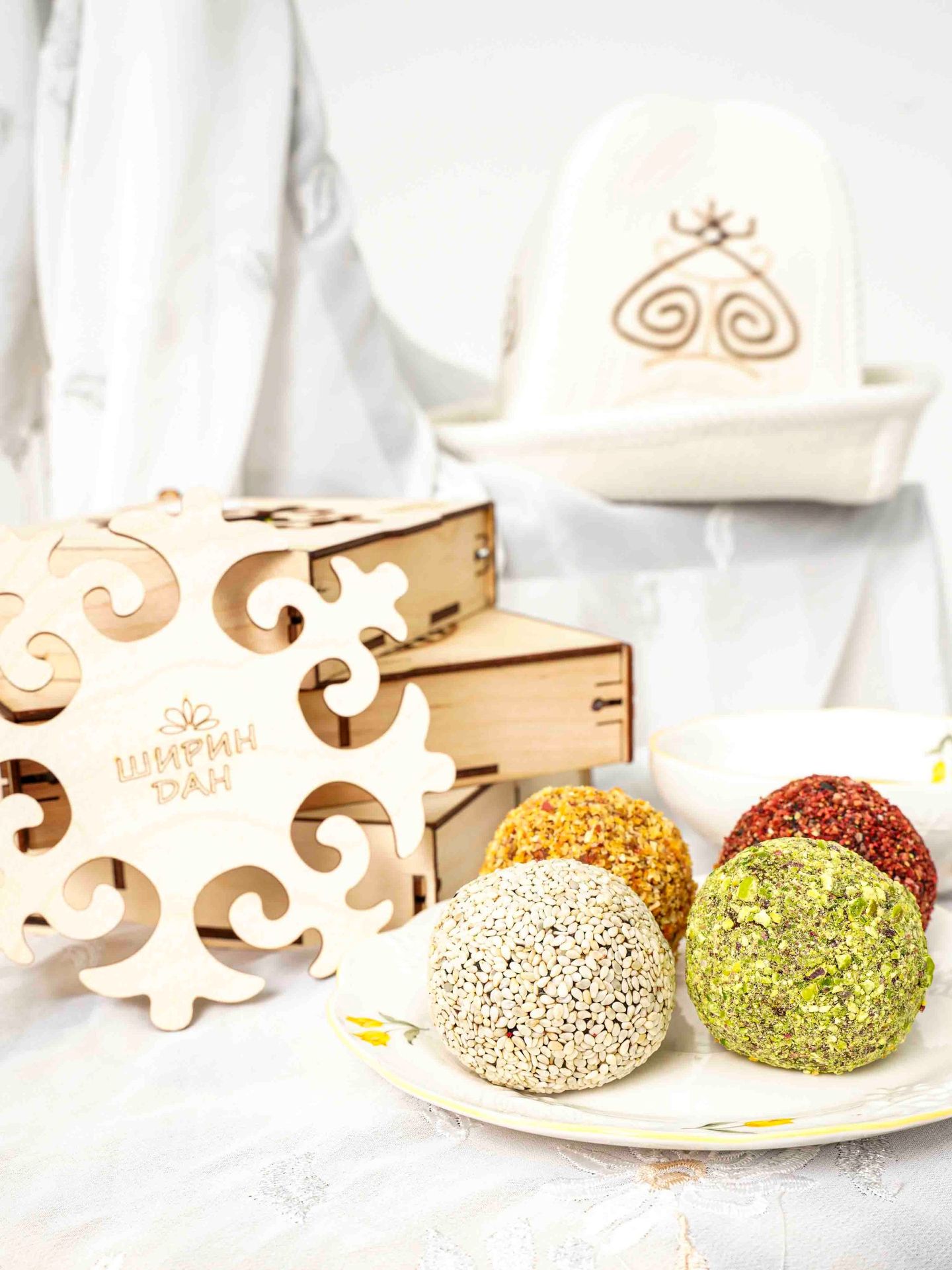 Натуральные конфеты NOMAD candy